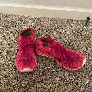 Womens Nike Hot Pink Fly Knit tennis shoes